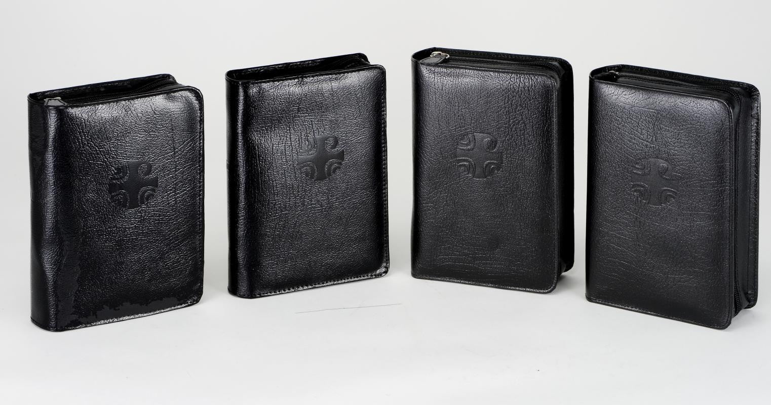 Liturgy of the Hours Leather Zipper Case Set of 4 For 409/13