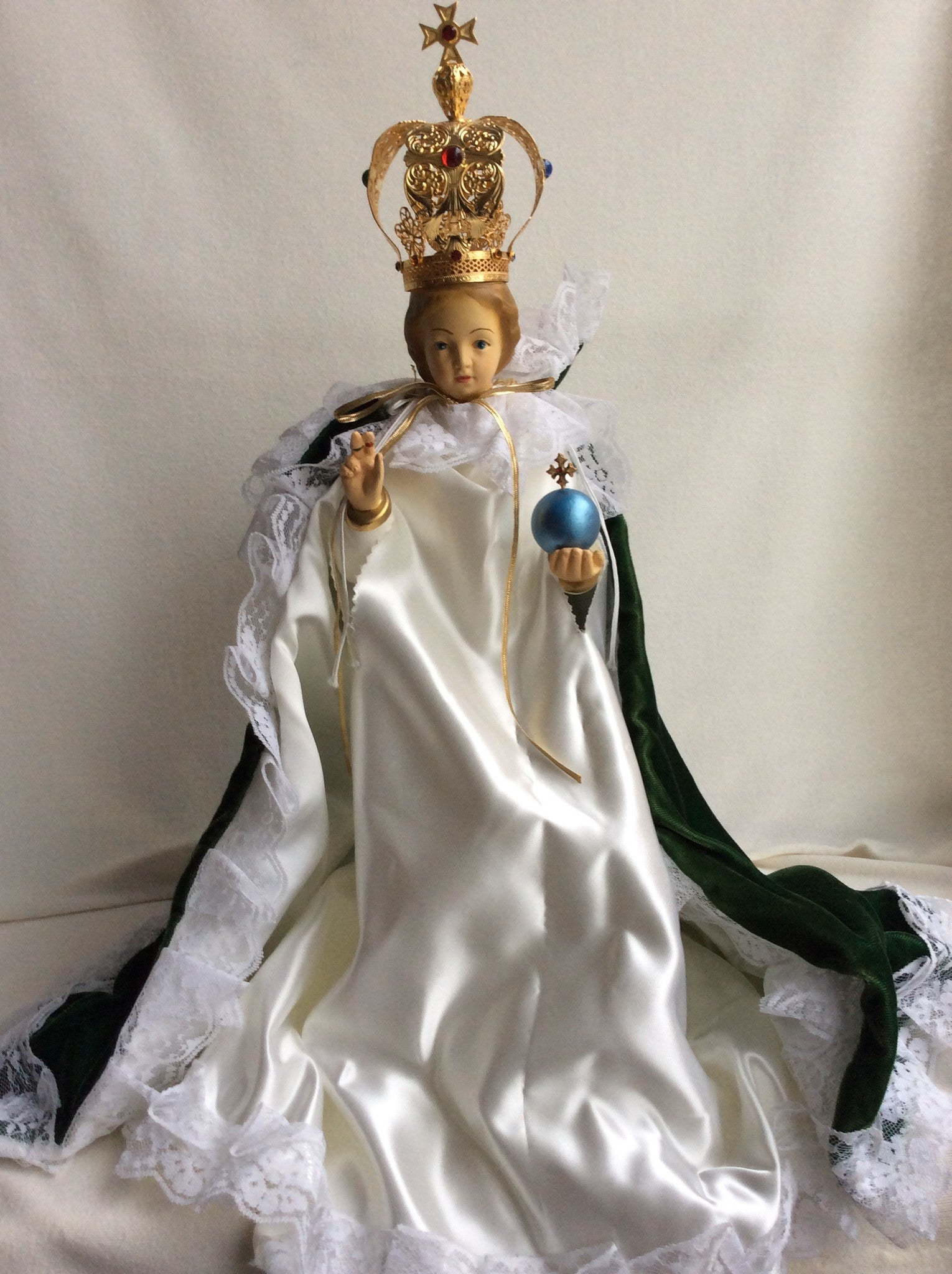 Infant of Prague Statue 18"